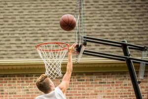 Panier-basketball-arceau-dunk