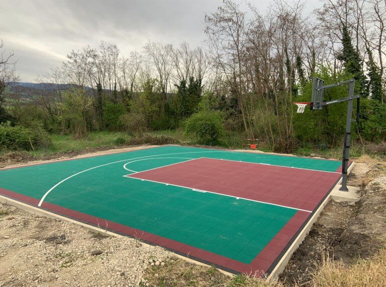 Entrainement de basket à domicile : cette famille installe un terrain