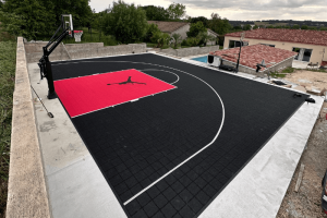 Basket 3×3 : un terrain de basket privé digne des jeux olympiques (165m²) !